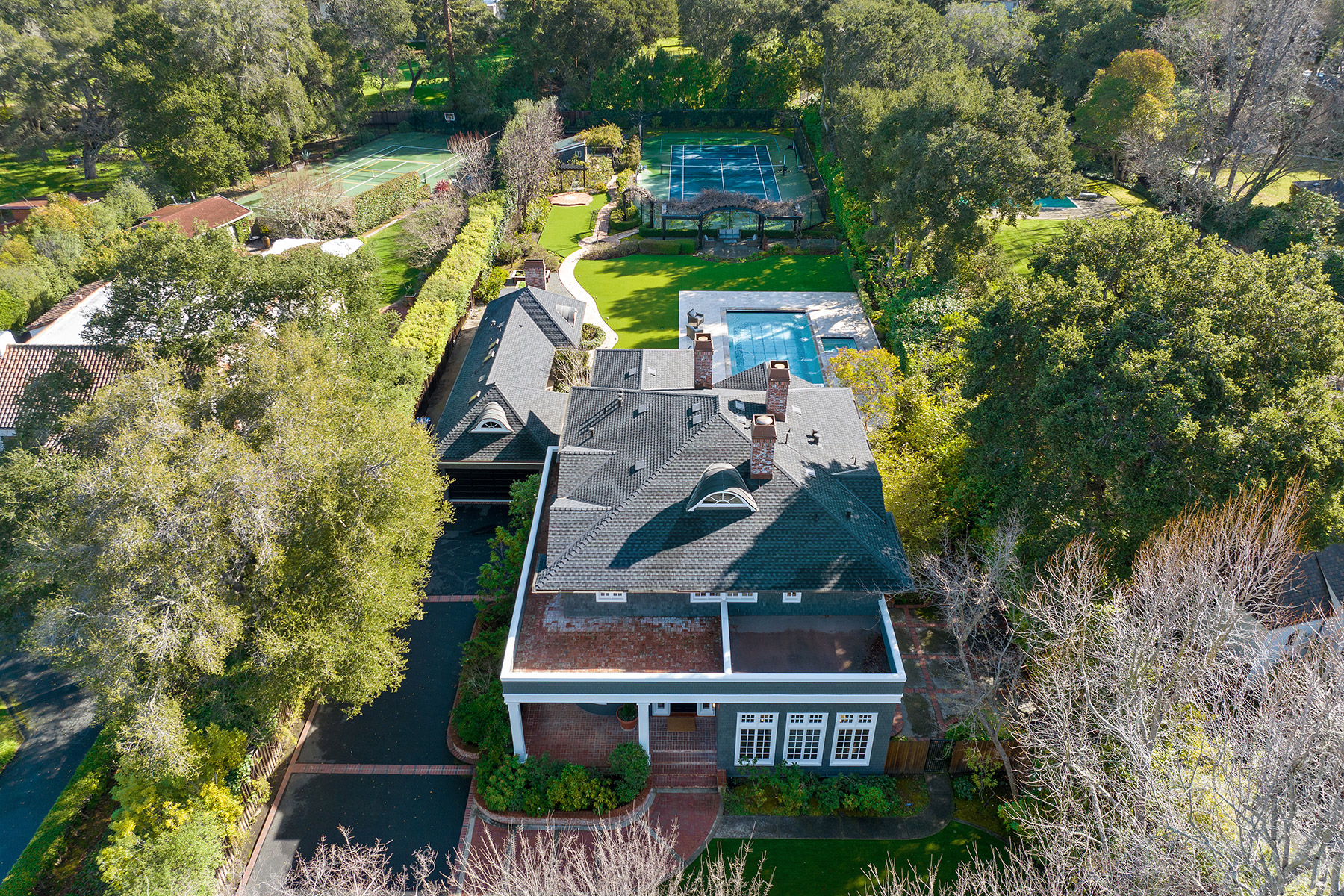 175 Almendral Avenue